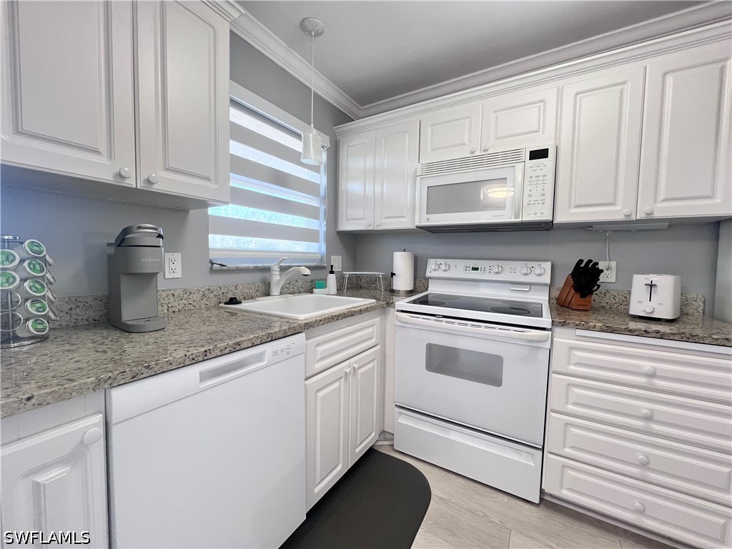 400 Forest Lakes Boulevard #310 Naples FL 34105 226019989 image7