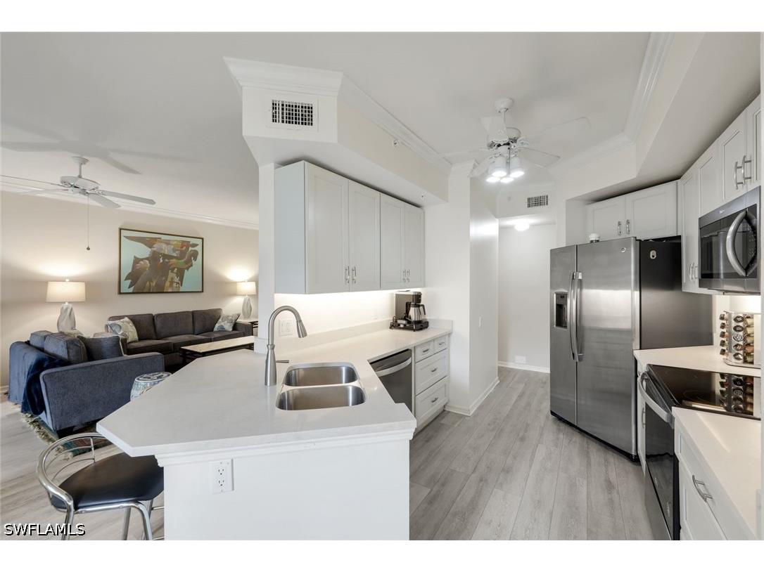 400 L Ambiance Circle #104 Naples FL 34108 226012446 image11
