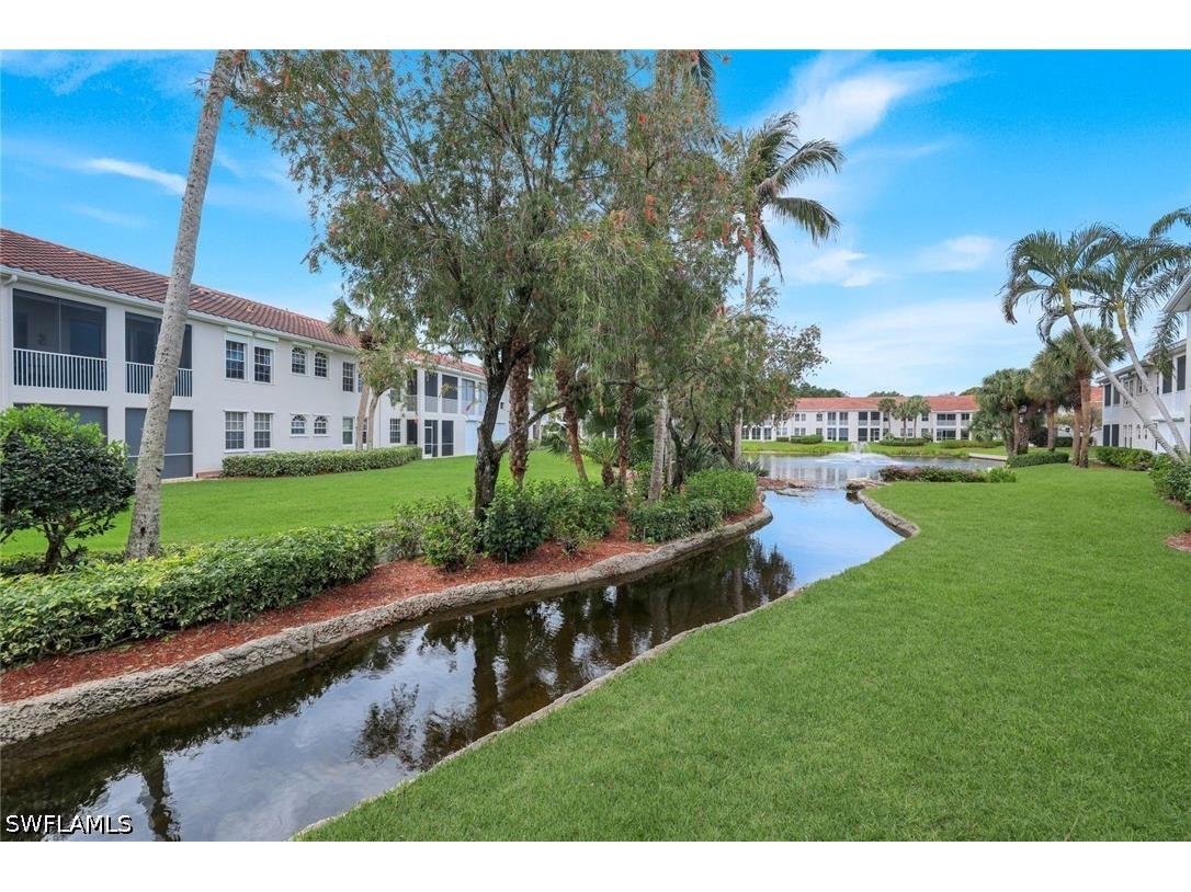 400 L Ambiance Circle #104 Naples FL 34108 226012446 image20