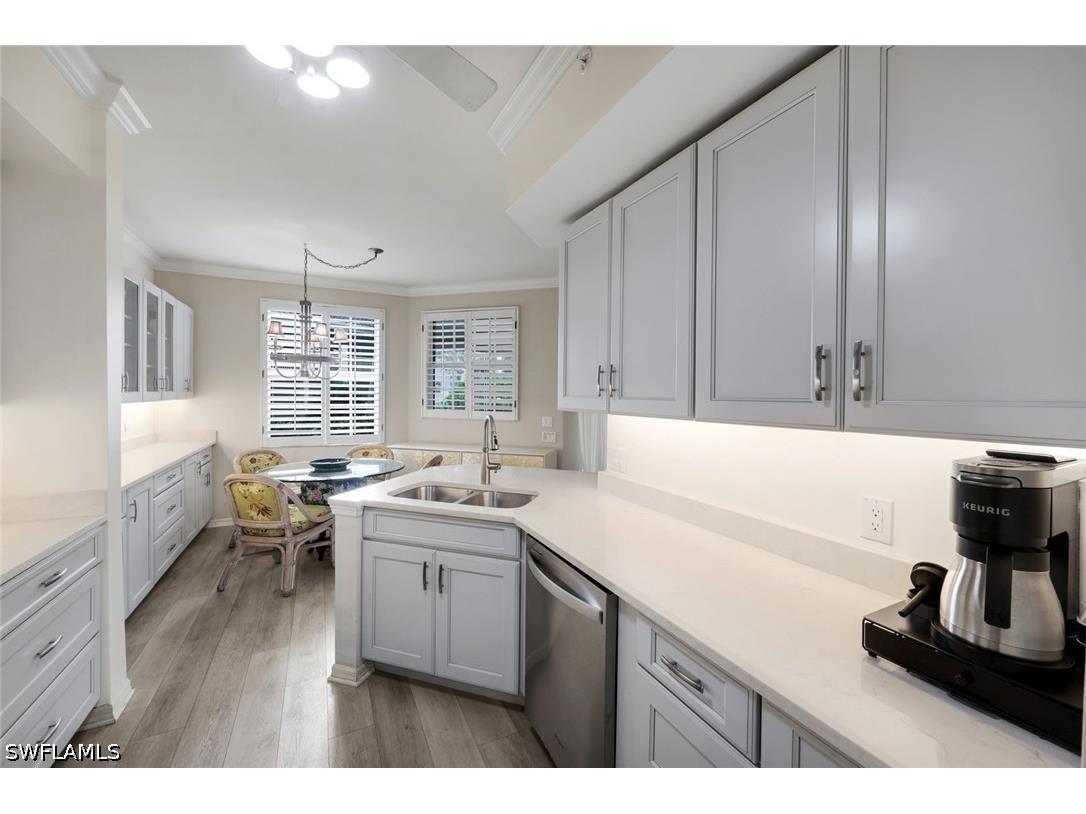 400 L Ambiance Circle #104 Naples FL 34108 226012446 image9