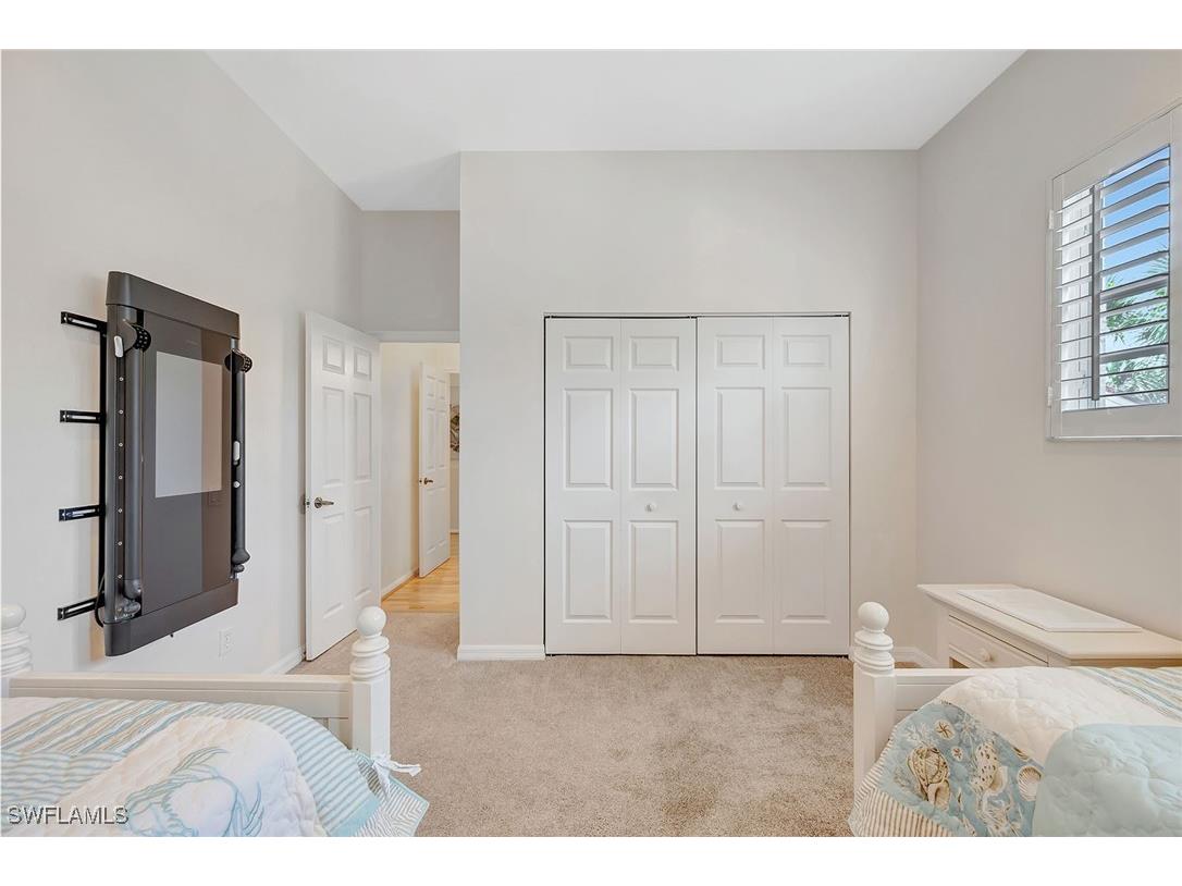 400 L'Ambiance Circle #204 Naples FL 34108 225070614 image19