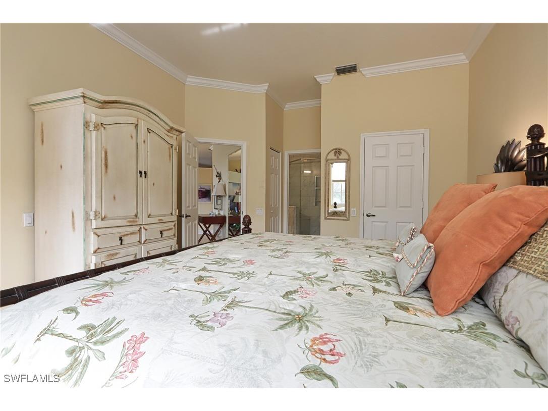 400 L Ambiance Circle #206 Naples FL 34108 225078602 image12