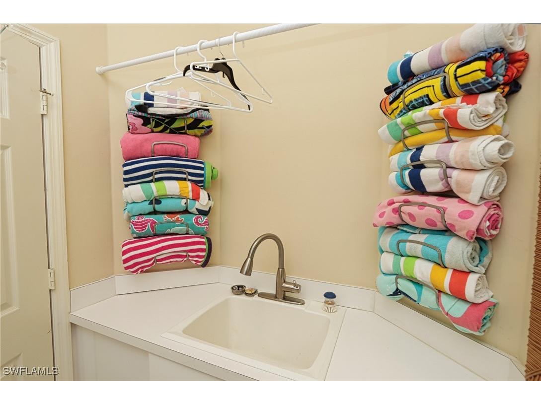 400 L Ambiance Circle #206 Naples FL 34108 225078602 image21