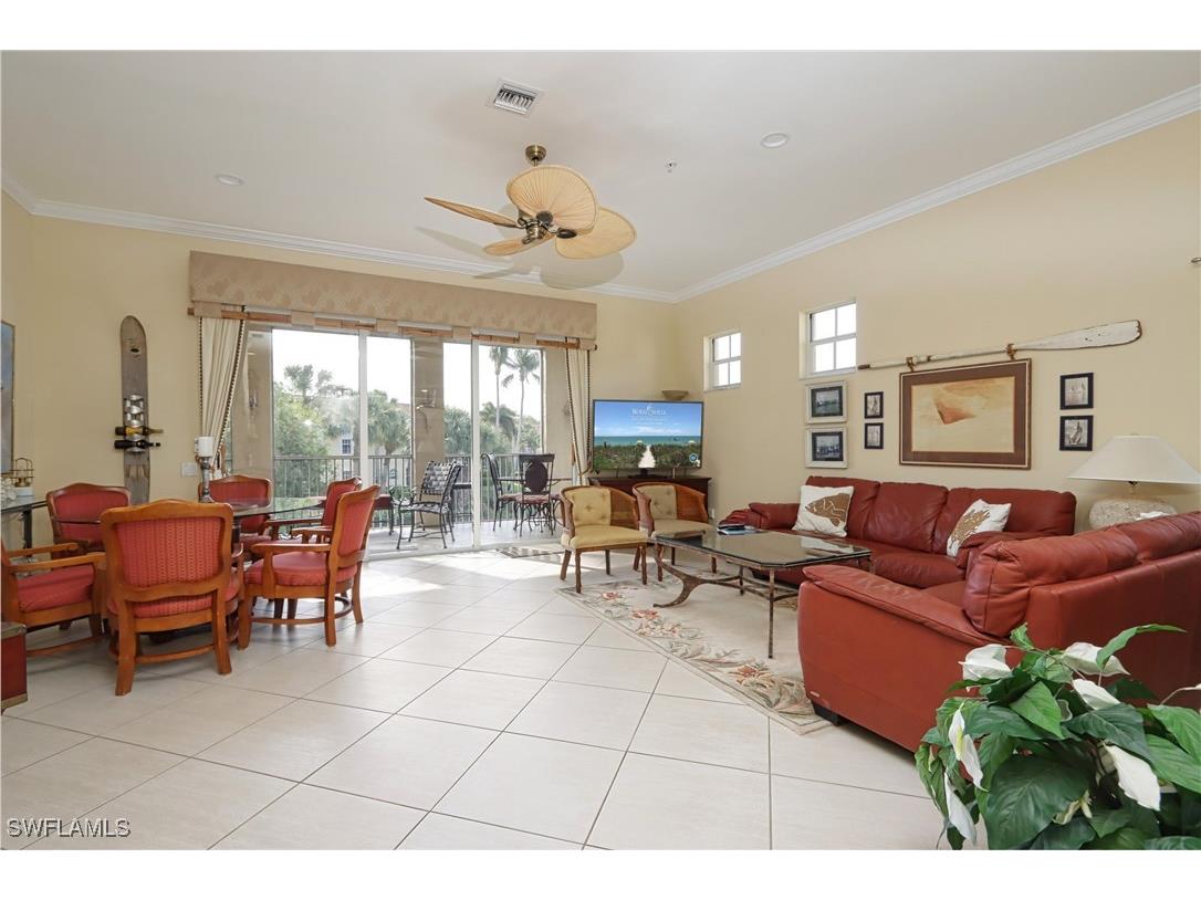 400 L Ambiance Circle #206 Naples FL 34108 225078602 image4