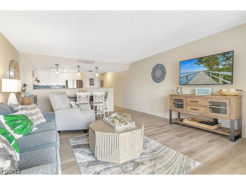 400 Lenell Road #207 Fort Myers Beach FL 33931 2026017408 image5