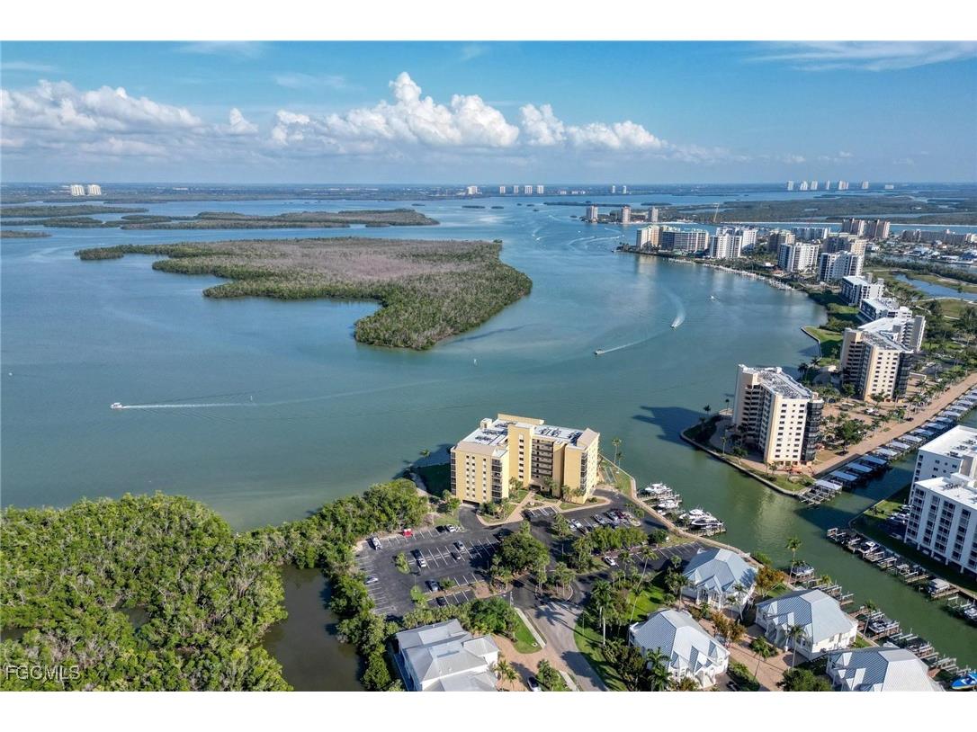 400 Lenell Road #408 Fort Myers Beach FL 33931 2025022167 image1