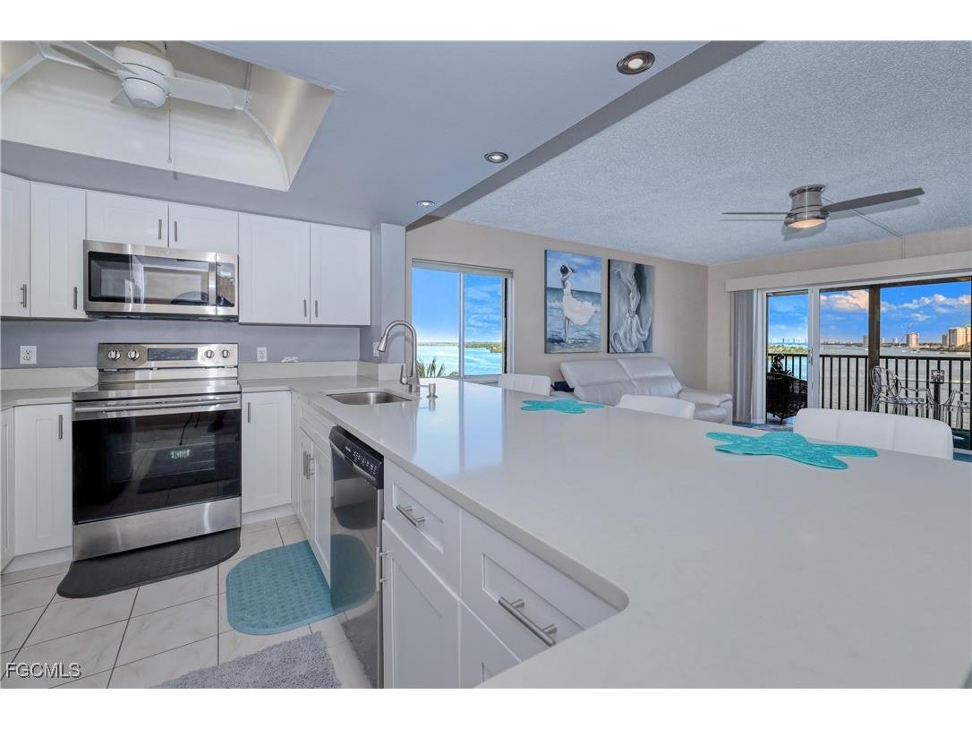 400 Lenell Road #408 Fort Myers Beach FL 33931 2025022167 image19