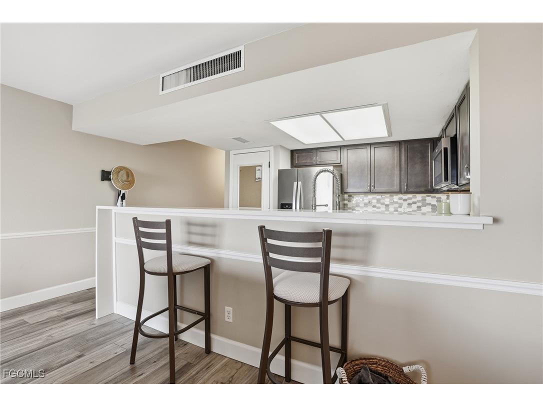 400 Lenell Road #706 Fort Myers Beach FL 33931 2025020829 image16