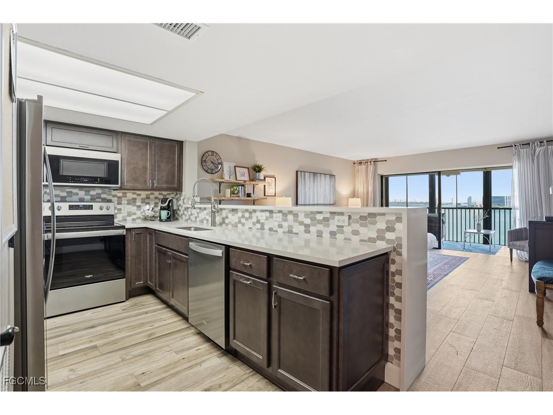 400 Lenell Road #706 Fort Myers Beach FL 33931 2025020829 image20