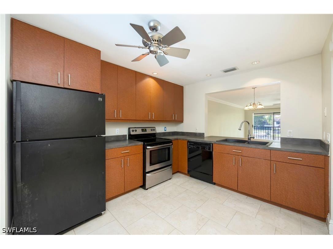 400 Misty Pines Circle #205 Naples FL 34105 226014618 image10