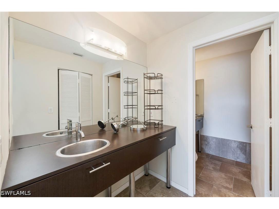 400 Misty Pines Circle #205 Naples FL 34105 226014618 image13