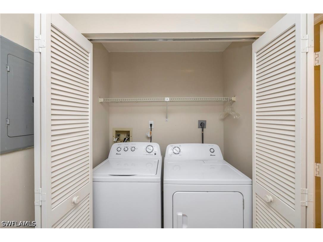 400 Misty Pines Circle #205 Naples FL 34105 226014618 image22