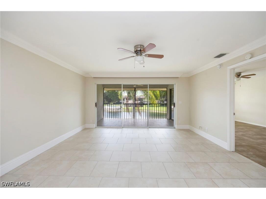 400 Misty Pines Circle #205 Naples FL 34105 226014618 image4