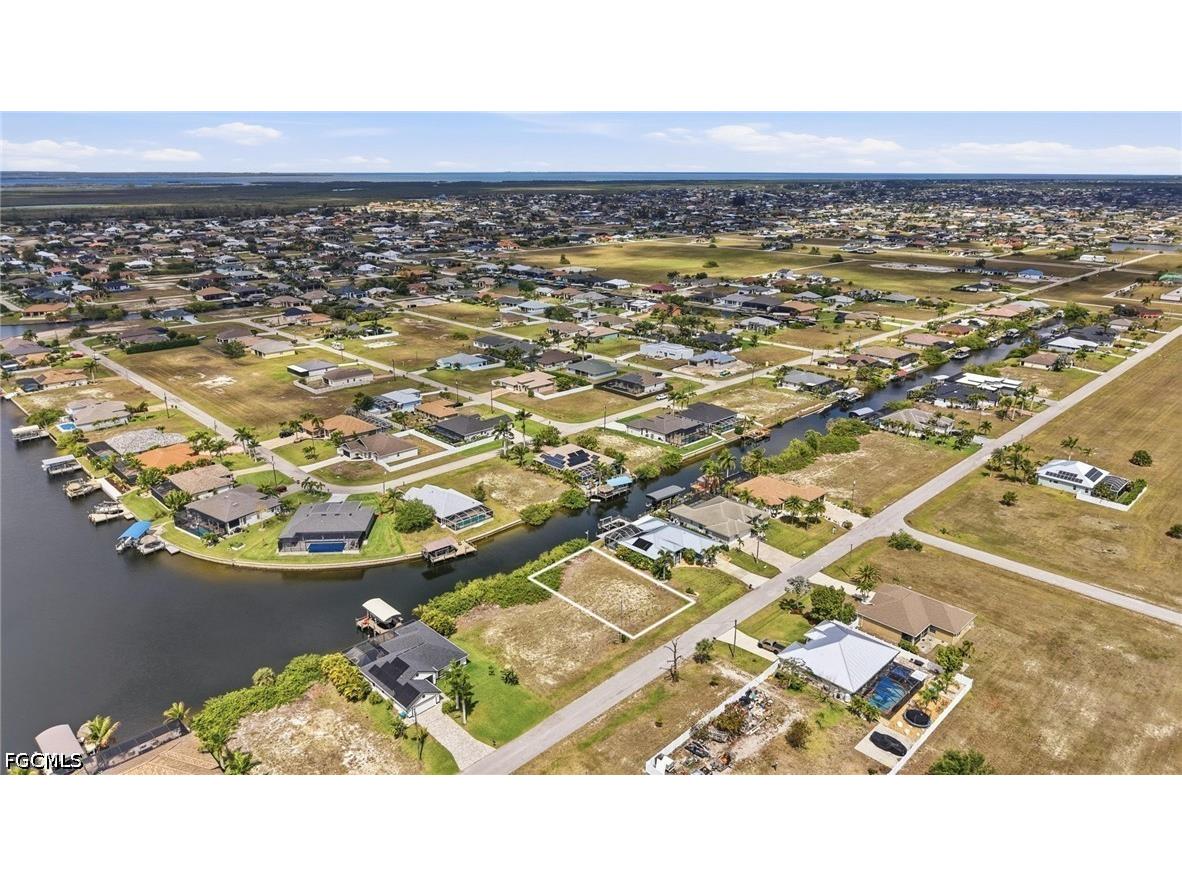 400 NW 32nd Place Cape Coral FL 33993 2026015421 image5