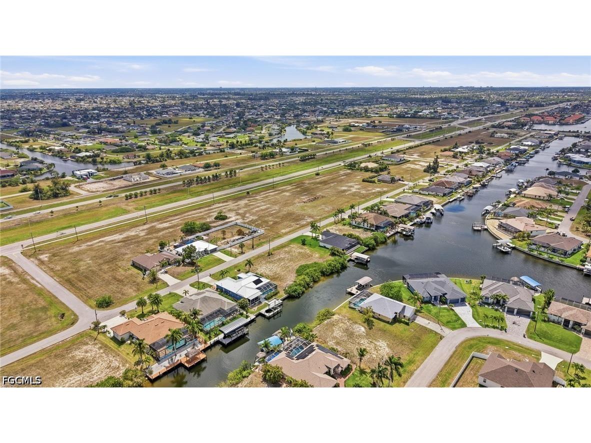 400 NW 32nd Place Cape Coral FL 33993 2026015421 image9