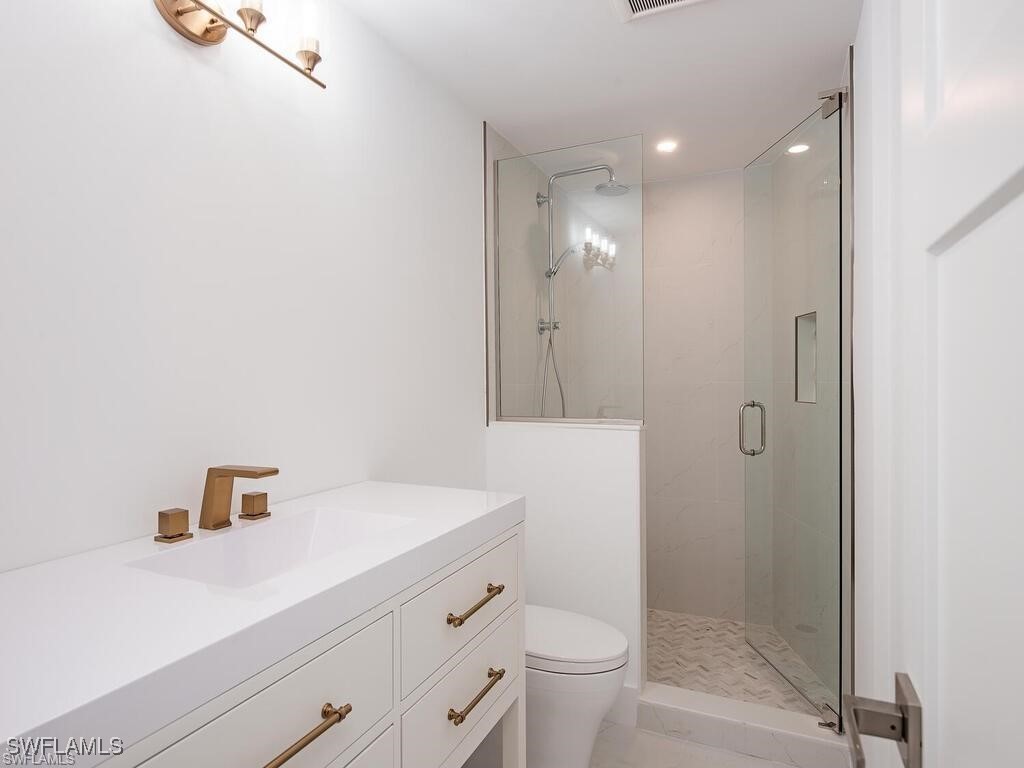 400 Park Shore Drive #102 Naples FL 34103 225081626 image14