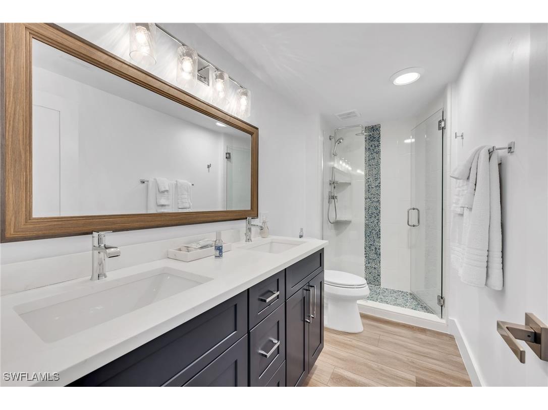 400 Park Shore Drive #302 Naples FL 34103 225083821 image18