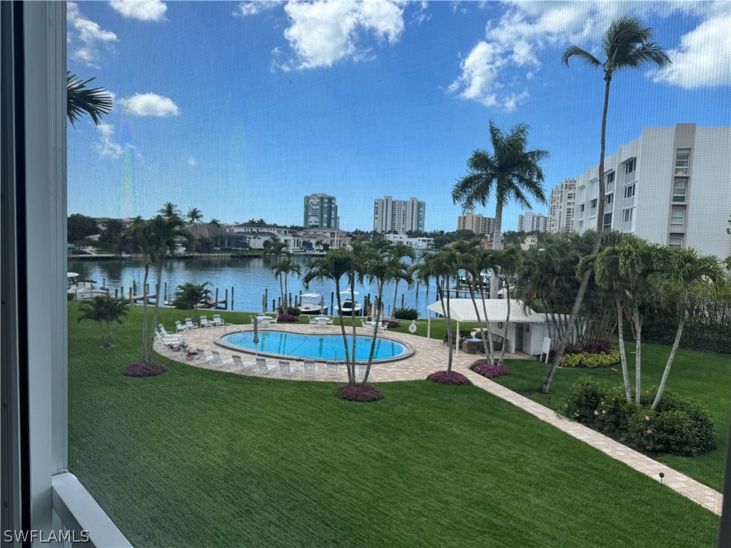 400 Park Shore Drive #302 Naples FL 34103 225083821 image21