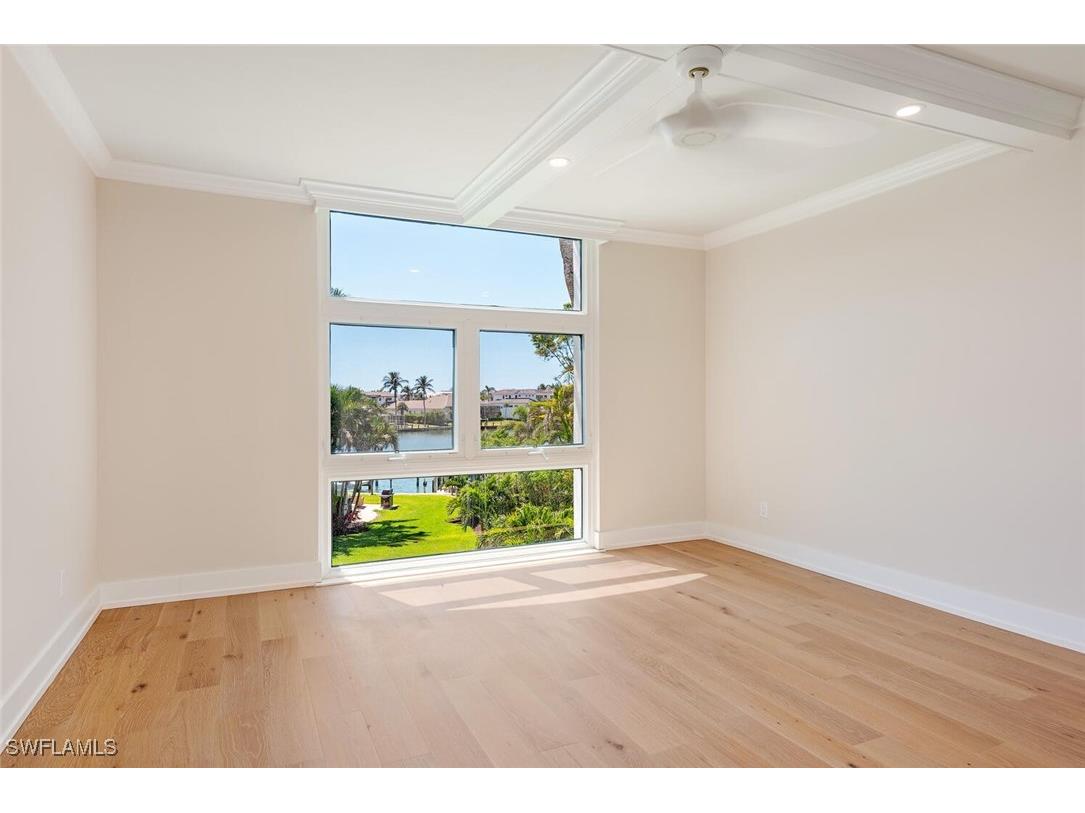 400 Park Shore Drive #304 Naples FL 34103 225072080 image12