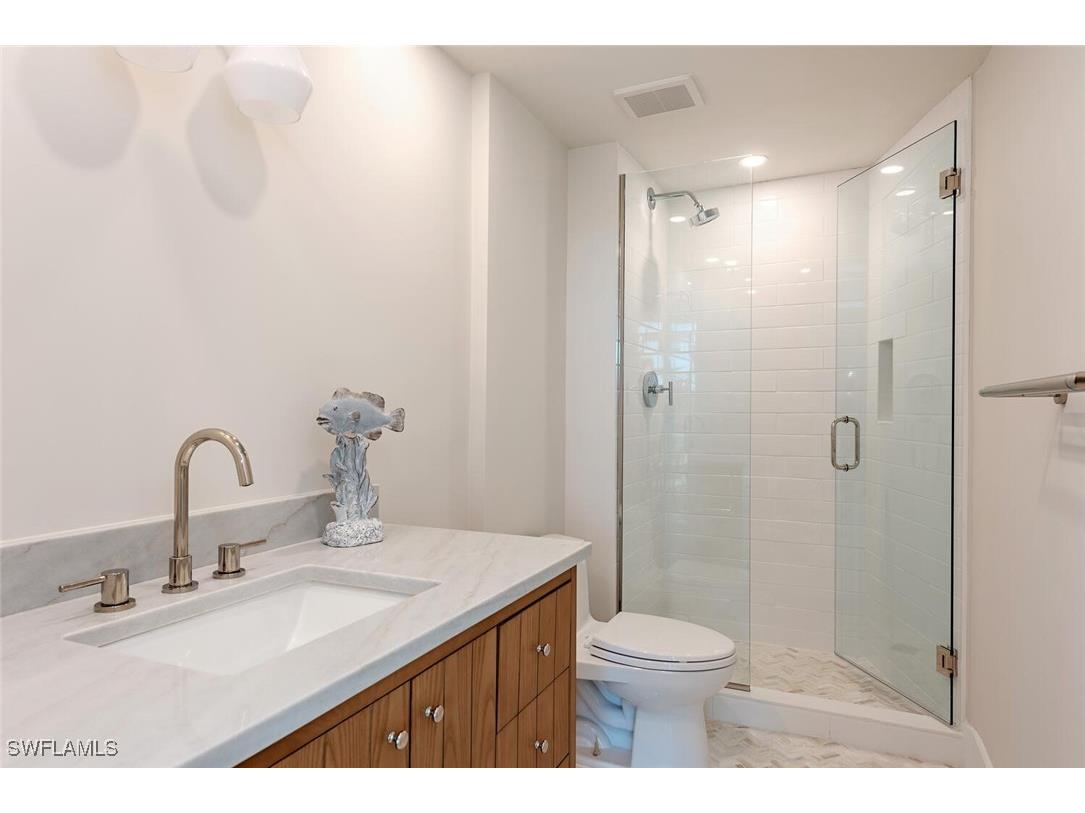 400 Park Shore Drive #304 Naples FL 34103 225072080 image14