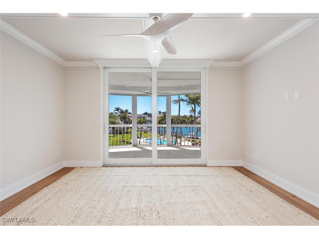 400 Park Shore Drive #304 Naples FL 34103 225072080 image9
