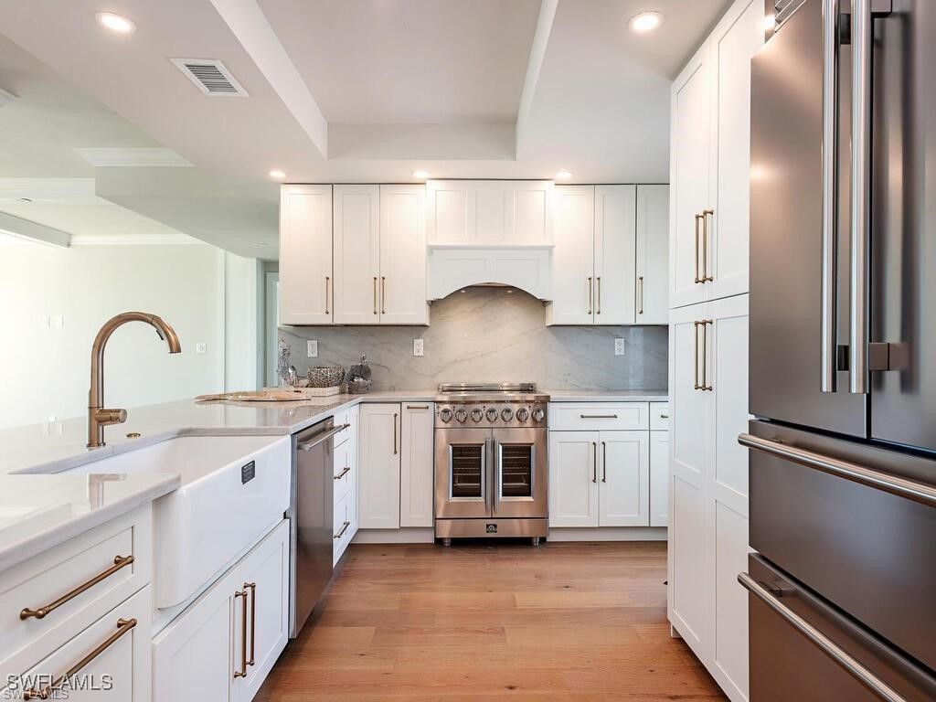 400 Park Shore Drive #304 Naples FL 34103 225079410 image6