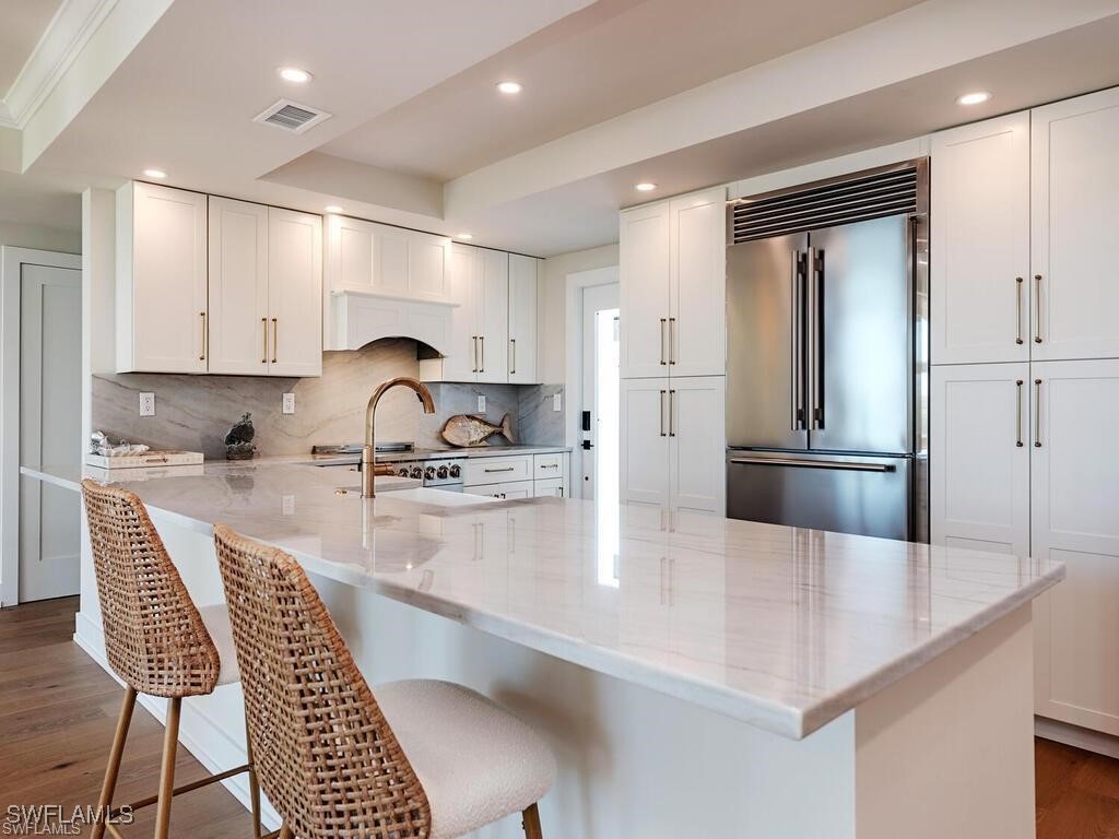 400 Park Shore Drive #304 Naples FL 34103 225079410 image7