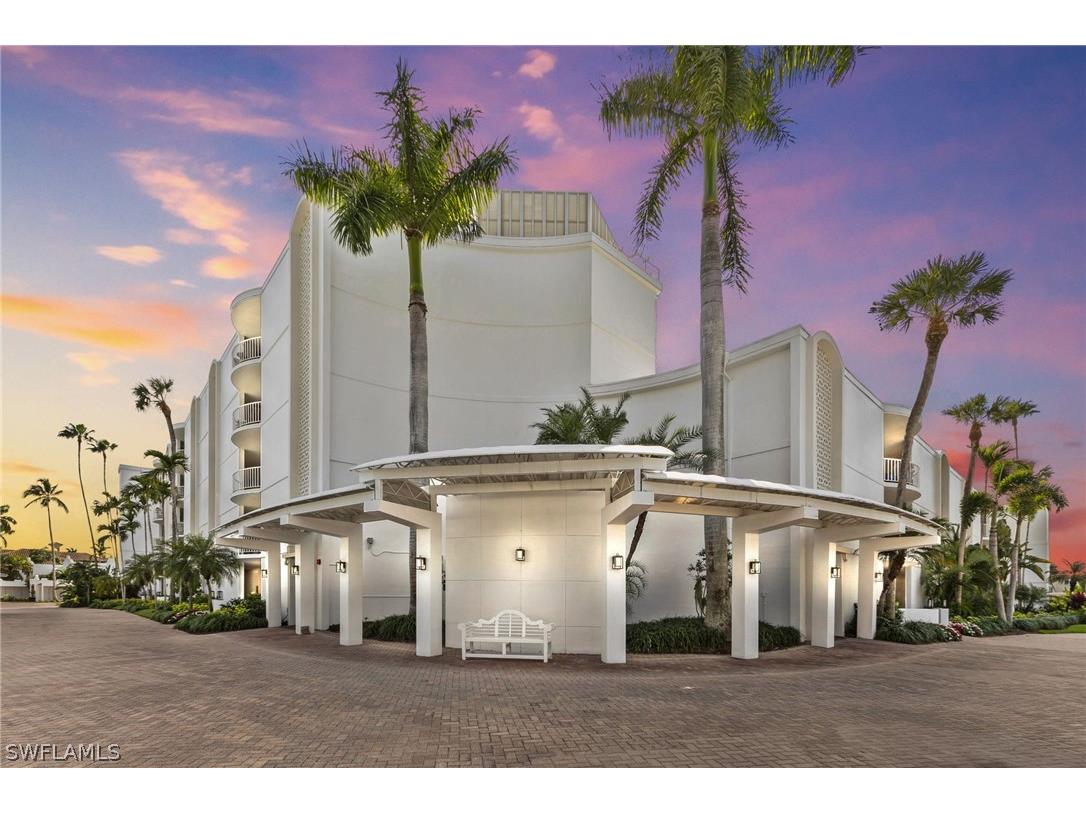 400 Park Shore Drive #502 Naples FL 34103 224025716 image1