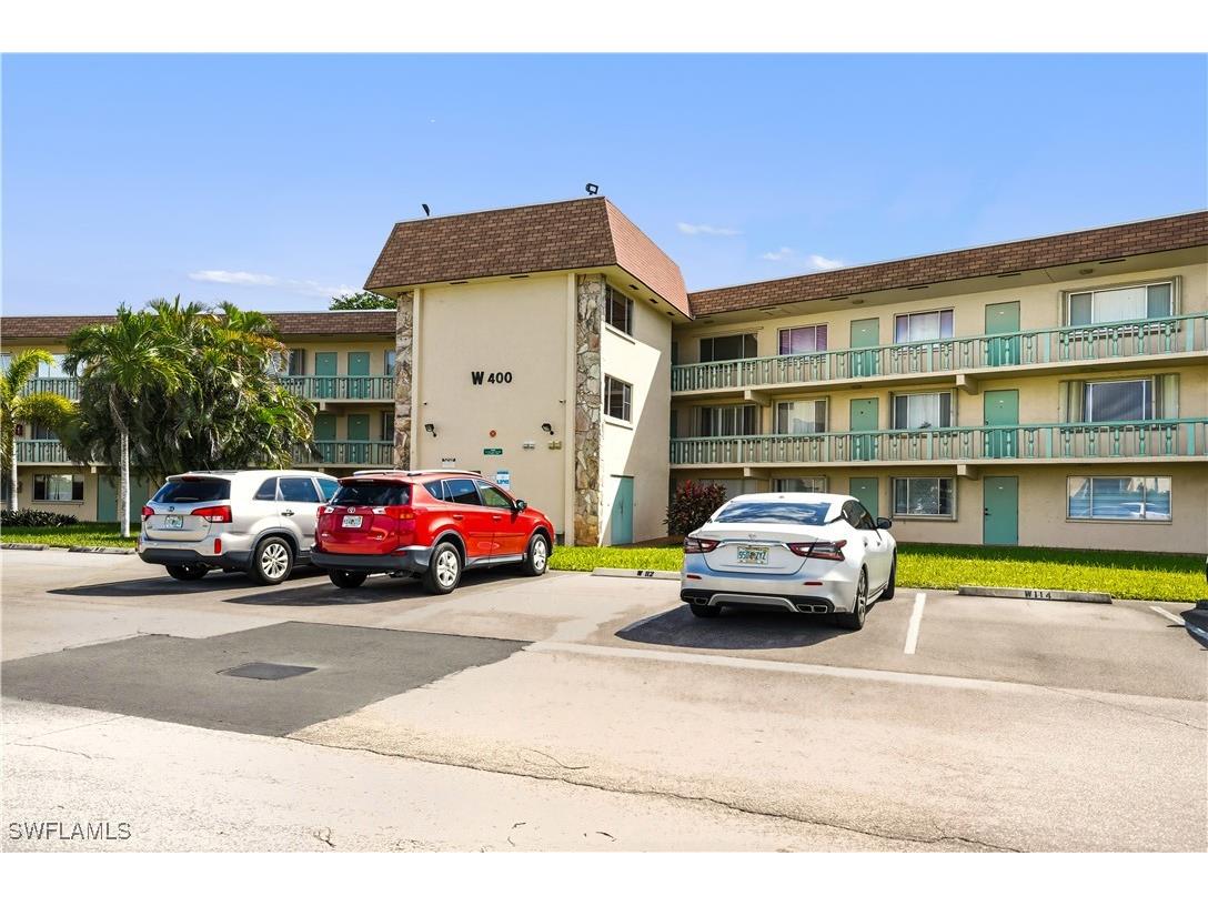 400 Village Green Circle #205 Palm Springs FL 33461 225082846 image1