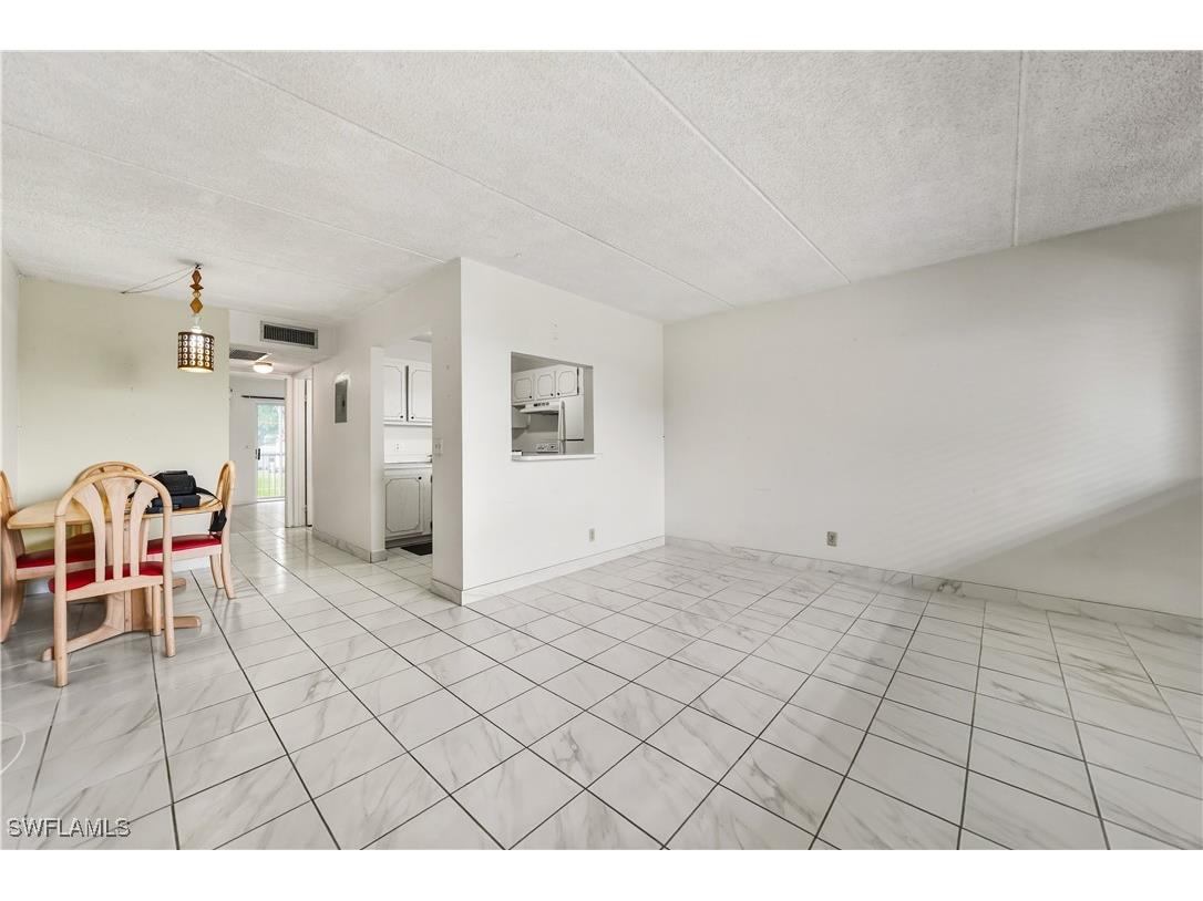 400 Village Green Circle #205 Palm Springs FL 33461 225082846 image3