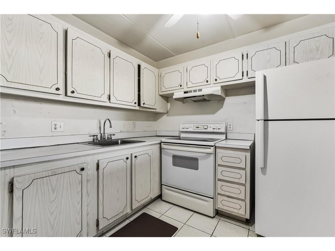 400 Village Green Circle #205 Palm Springs FL 33461 225082846 image4