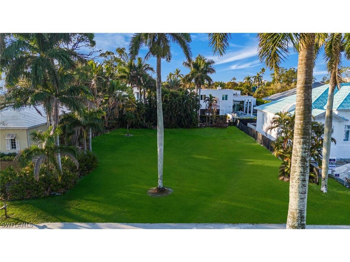 400 Wedge Drive Naples FL 34103 225068385 image1