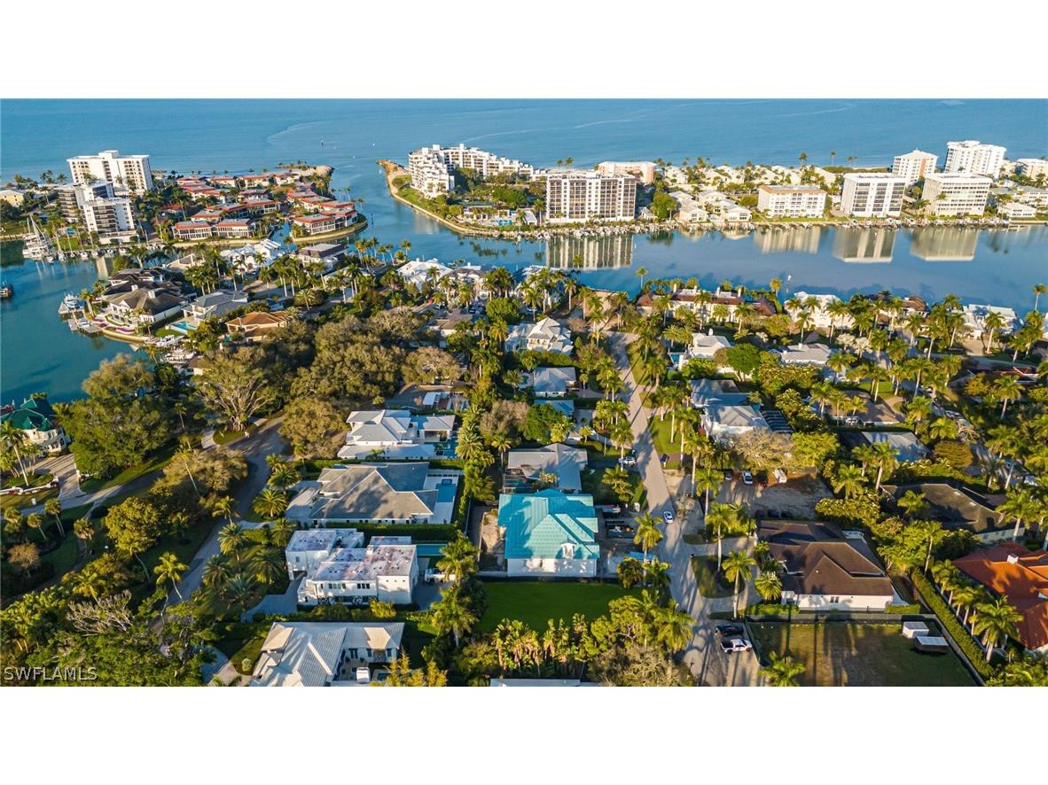 400 Wedge Drive Naples FL 34103 225068385 image4