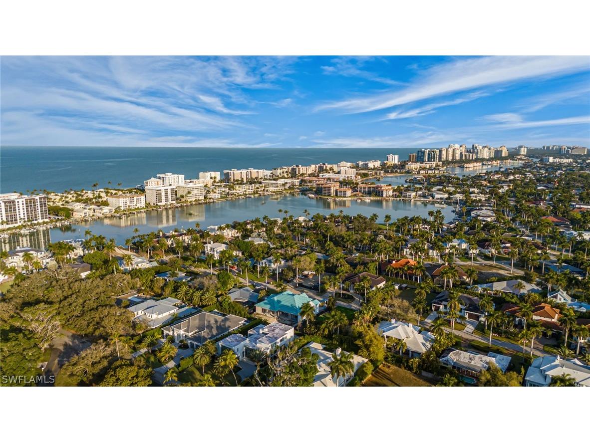 400 Wedge Drive Naples FL 34103 225068385 image7