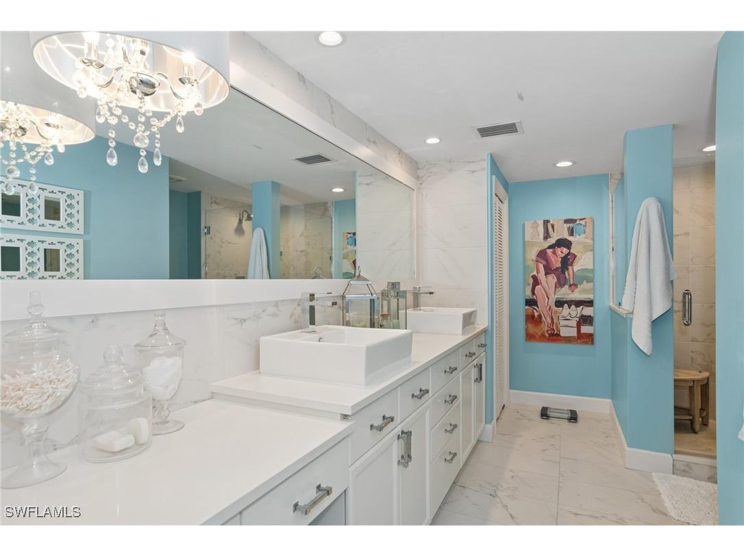 400 Wyndemere Way #D102 Naples FL 34105 225065364 image14