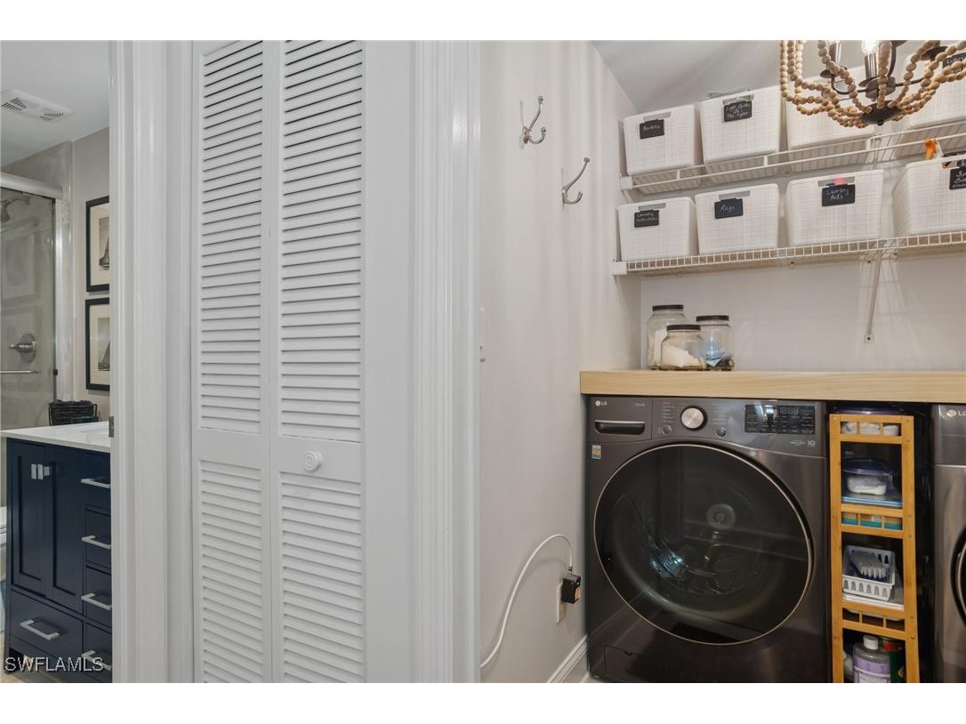 400 Wyndemere Way #D102 Naples FL 34105 225065364 image19