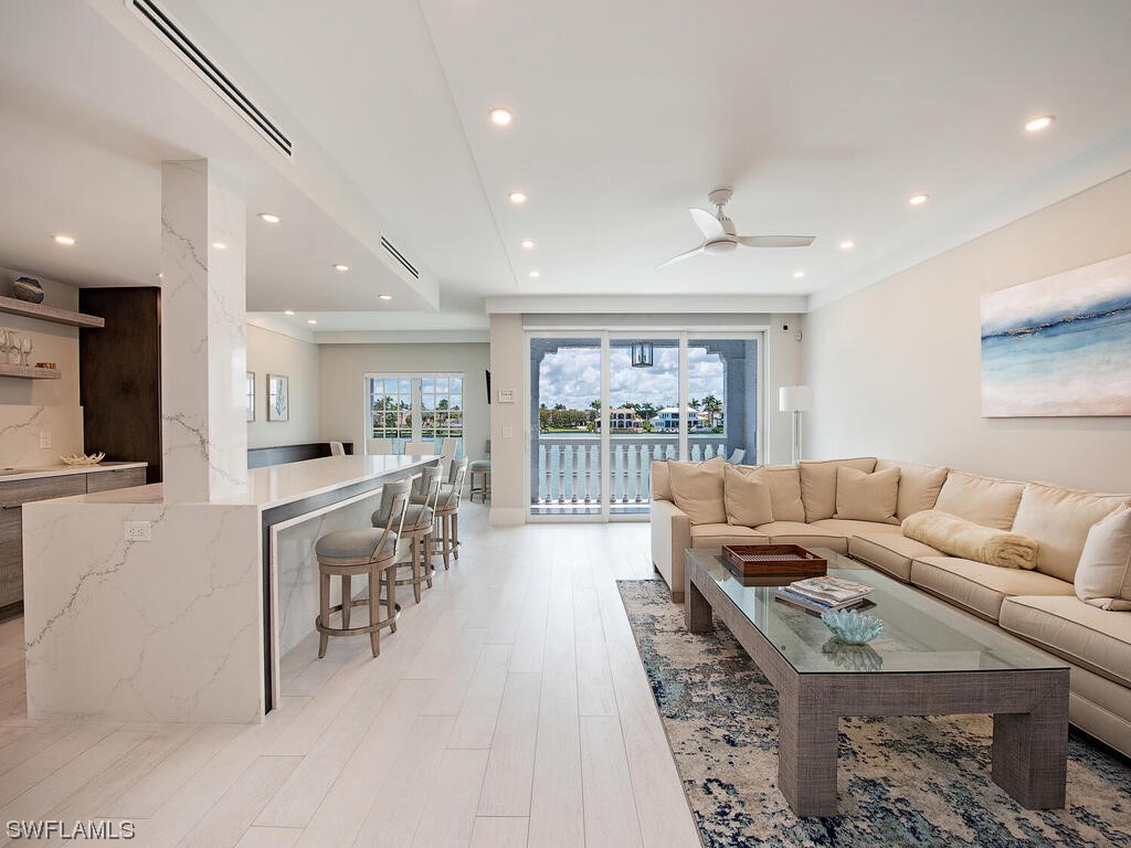 4000 Gulf Shore Boulevard N #1100 Naples FL 34103 224000168 image1