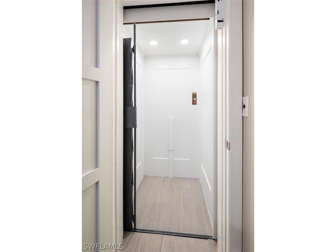 4000 Gulf Shore Boulevard N #400 Naples FL 34103 226010689 image26