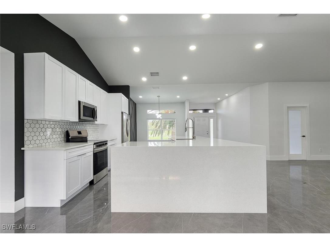 4000 NE 9th Avenue Cape Coral FL 33909 225069879 image25