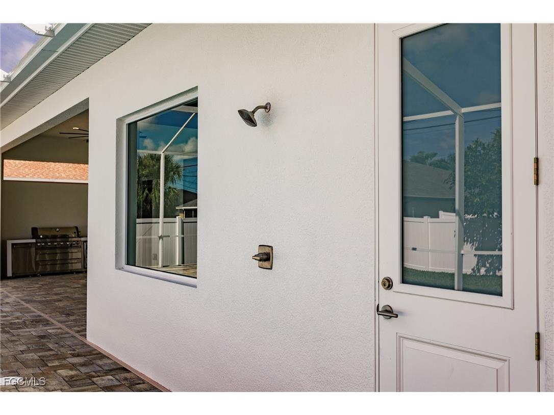 4000 SW 16th Place Cape Coral FL 33914 2025017265 image19