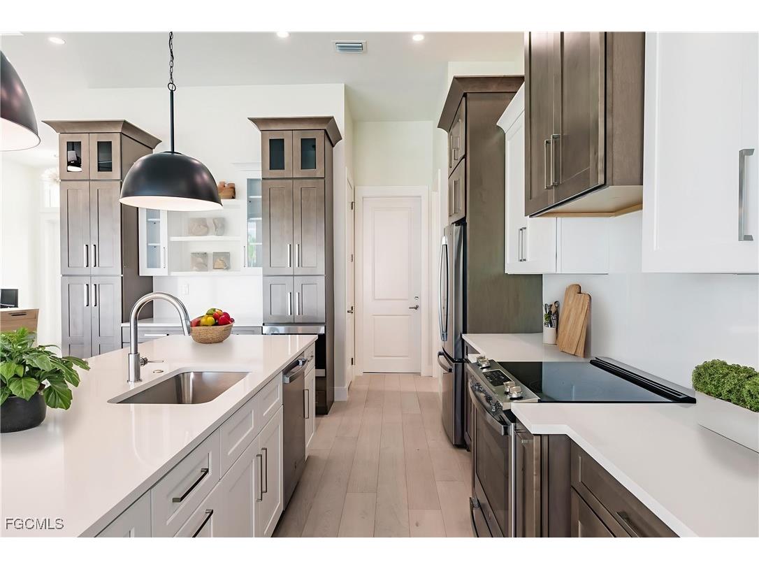 4000 SW 16th Place Cape Coral FL 33914 2025017265 image6