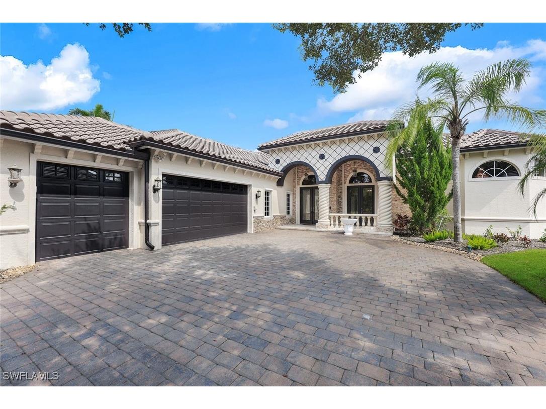 4000 Treadwater Court Naples FL 34109 224068937 image1