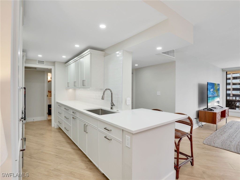 4001 Gulf Shore Boulevard N #1000 Naples FL 34103 225047976 image19