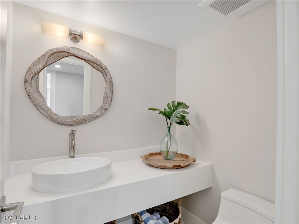 4001 Gulf Shore Boulevard N #1000 Naples FL 34103 225047976 image34