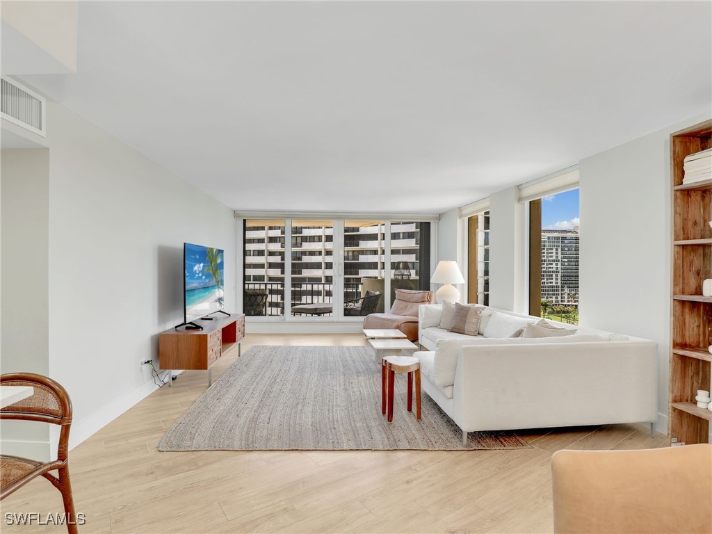 4001 Gulf Shore Boulevard N #1000 Naples FL 34103 225047976 image7