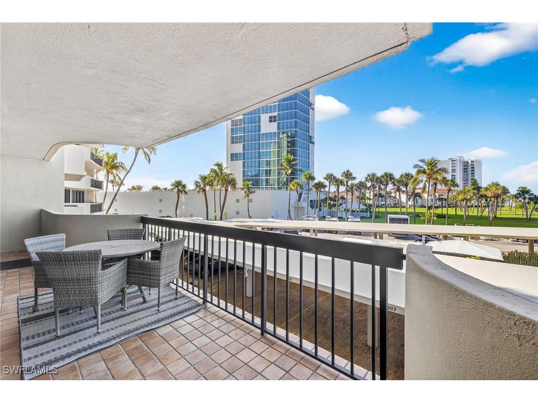 4001 Gulf Shore Boulevard N #105 Naples FL 34103 225064362 image20