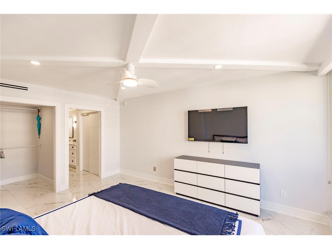 4001 Gulf Shore Boulevard N #1104 Naples FL 34103 225059085 image22