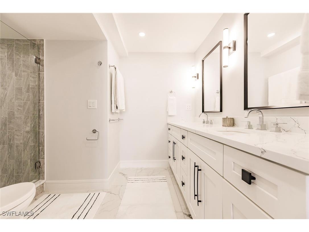 4001 Gulf Shore Boulevard N #1104 Naples FL 34103 225059085 image23