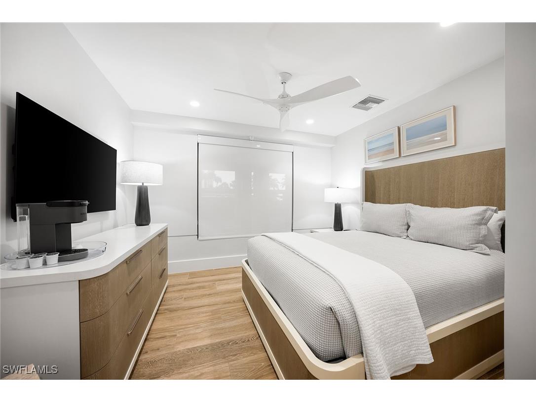 4001 Gulf Shore Boulevard N #1104 Naples FL 34103 225080304 image32