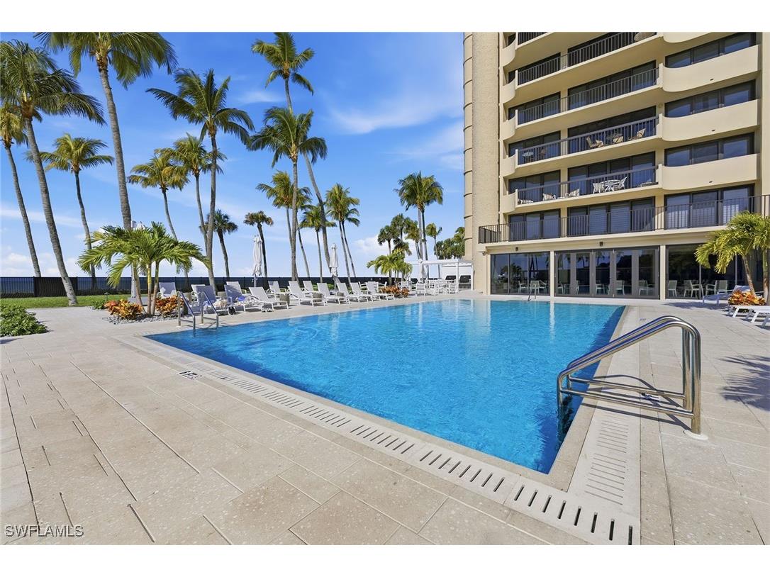 4001 Gulf Shore Boulevard N #1205 Naples FL 34103 226002306 image27